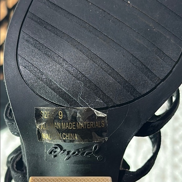 Qupid Black Strappy Heeled Sandals Women's 9 Elegant Evening Heeled Strappy NWOT - Picture 16 of 16